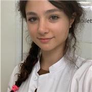 Studentessa di Medicina inglese a Milano-Bicocca